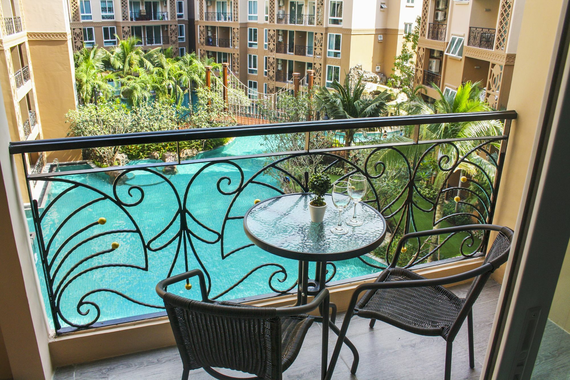 Atlantis Condo Resort Jomtien Beach Zewnętrze zdjęcie